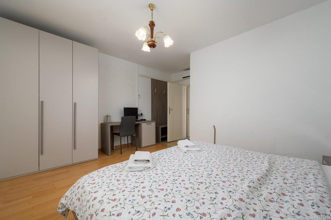 Apartman Inteuro ポレッチ エクステリア 写真