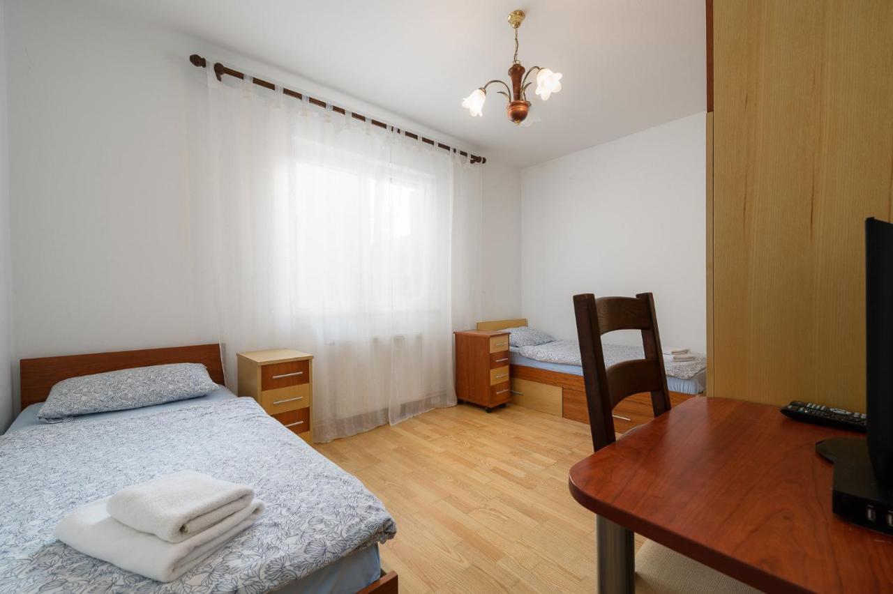 Apartman Inteuro ポレッチ エクステリア 写真