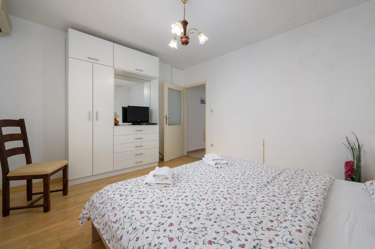Apartman Inteuro ポレッチ エクステリア 写真