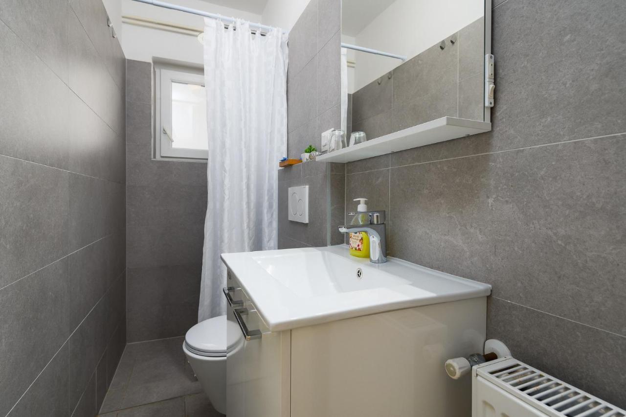 Apartman Inteuro ポレッチ エクステリア 写真