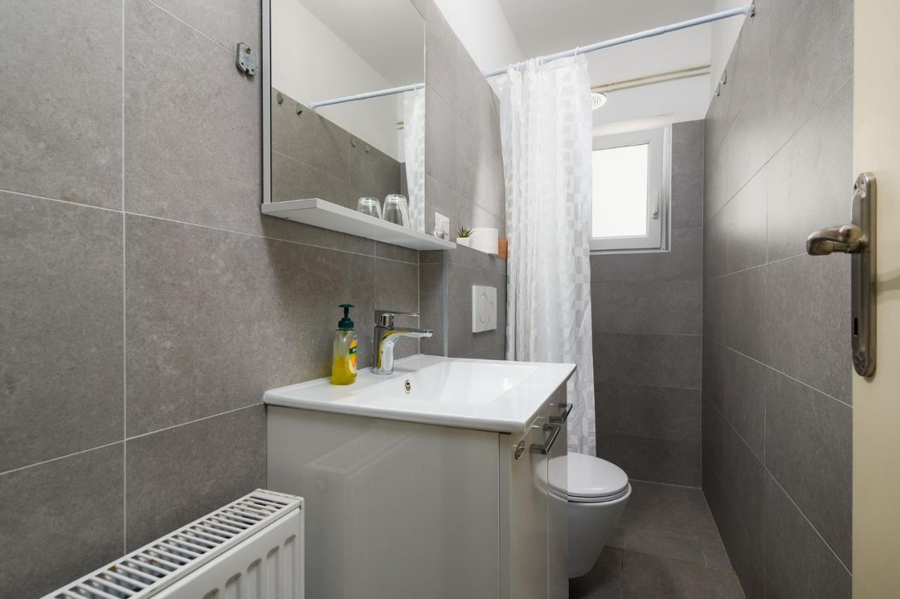 Apartman Inteuro ポレッチ エクステリア 写真